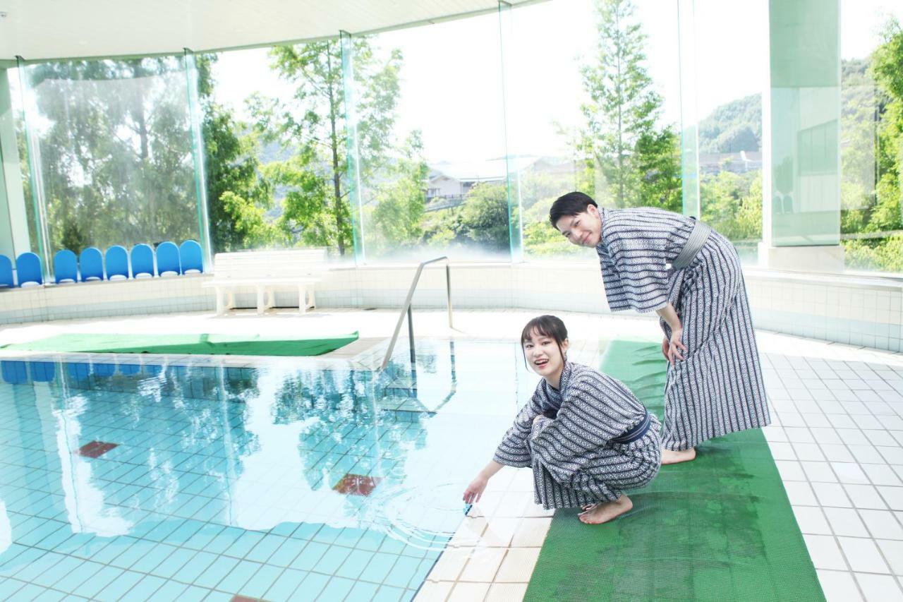 Michi No Eki Fureai Park Mino Hotel Mitoyo Buitenkant foto